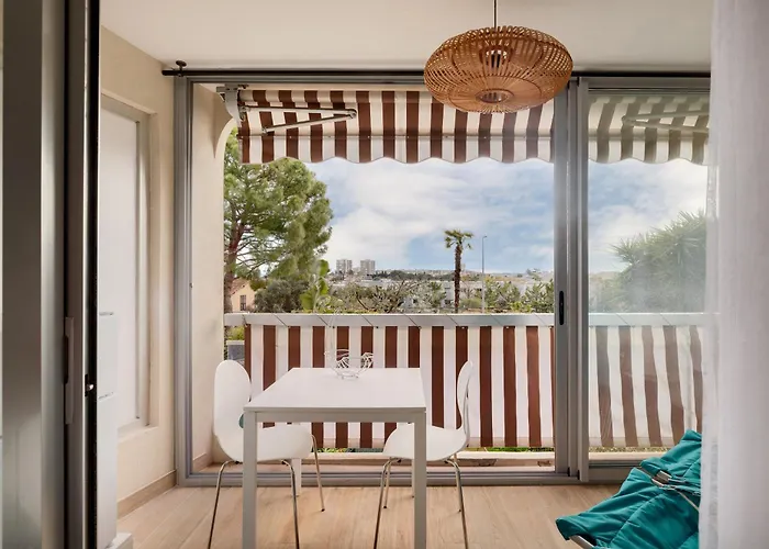 Le Soleil D'or , Piscine Et Tennis Antibes